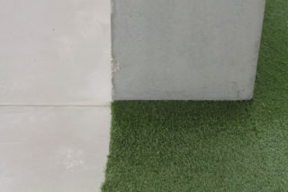 MAXXI-Nature-Forever.-Piero-Gilardi-02-Exhibition-Grass-Detail