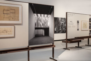 14-MAXXI-Gli-architetti-di-Zevi-Exhibition-Cabinet-Wall-Detail-Photo